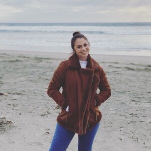 Great faux suede and fur boho jacket. Size S